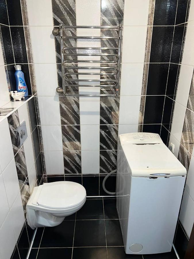 Двокімнатна Квартира На Архипенко Kiev Bagian luar foto